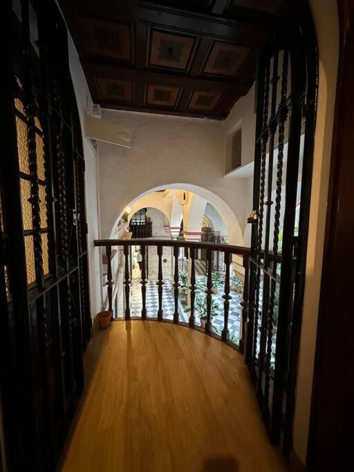Apartamento Patio Sevillano Frente Catedral Sevilha Exterior foto